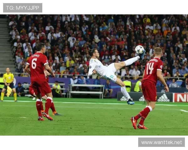 利物浦争冠路上过度依赖萨拉赫引隐忧,阵容深度不足问题逐步显现 利物浦争冠路上过度依赖萨拉赫引隐忧,阵容深度不足问题逐步显现