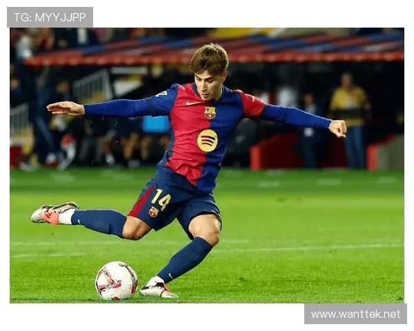 巴萨中场技术依旧稳定,但节奏失控问题逐步反映,影响球队整体表现 巴萨中场技术依旧稳定,但节奏失控问题逐步反映,影响球队整体表现